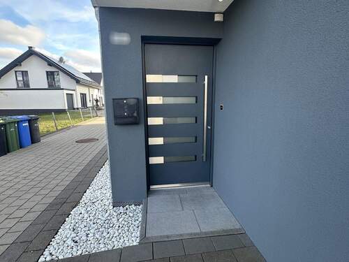 Eingang (Haus rechts) - 