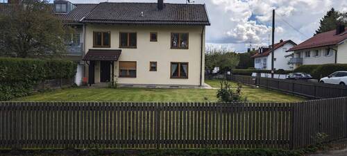 Westansicht.jpg - 1 Zimmer Mehrfamilienhaus, Wohnhaus zum Kaufen in Aying