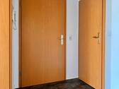 Flur - 2 Zimmer Etagenwohnung in Zwickau