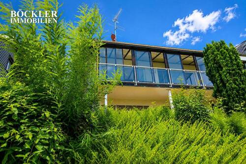 Hausansicht Garten - Etagenwohnung mit 103,00 m&sup2; in Pforzheim zur Miete