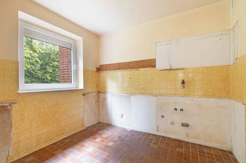 Entkernte Küche mit allen Anschlüssen - 