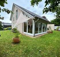 Charmantes Einfamilienhaus mit großzügigem Wintergarten - Friedberg Ossenheim