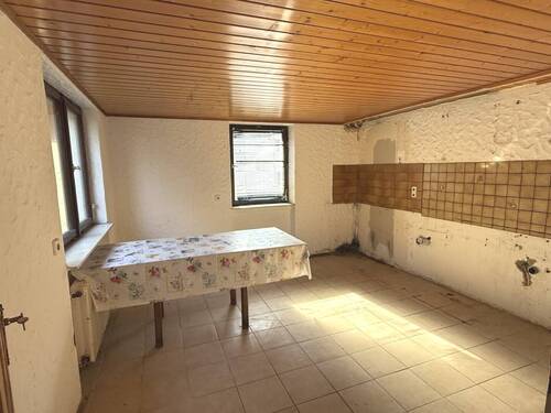 Küche - Bauernhaus, Landhaus mit 195,00 m&sup2; in Sauldorf zum Kaufen