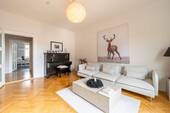 Wohnzimmer - 3 Zimmer Etagenwohnung in München