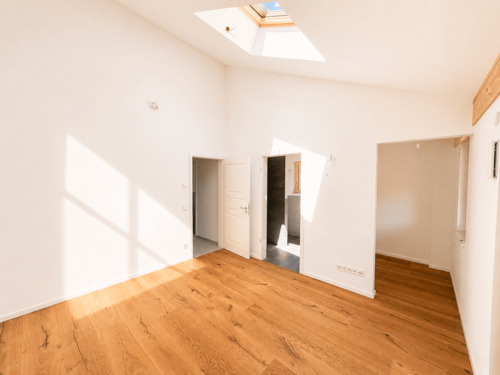 Zimmer im Obergeschoß
- 