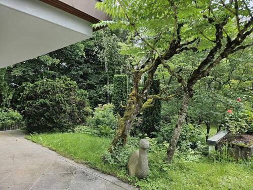 Terrassenbereich EG - Großzügige Erdgeschoss-Wohnung mit großem Grundstück
