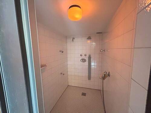 Duschkabine im Kellergeschoss - 