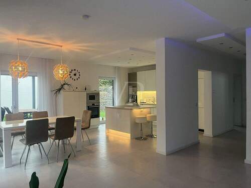 Offener Wohn Ess und Küchenbereich - 