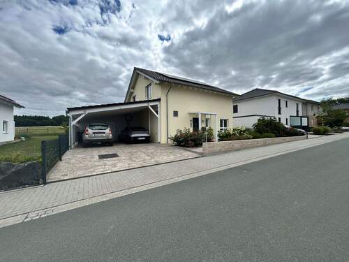 Hausansicht - Luxuriöses EFH mit High-End-Ausstattung, nachhaltiger Haustechnik und Gartenidylle