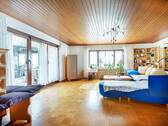 Wohnzimmer im EG - 8 Zimmer Mehrfamilienhaus, Wohnhaus zum Kaufen in Karlsruhe / Stupferich