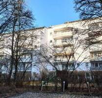 Schöne 2-Zimmer-Wohnung mit großem Süd-West-Balkon - Landshut