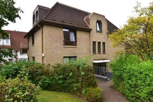 Haus Front.jpg - Ruhige, gut geschnittene Zwei-Zimmer-Wohnung in Zentrumsnähe