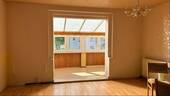 Wohnzimmer mit Wintergarten - 