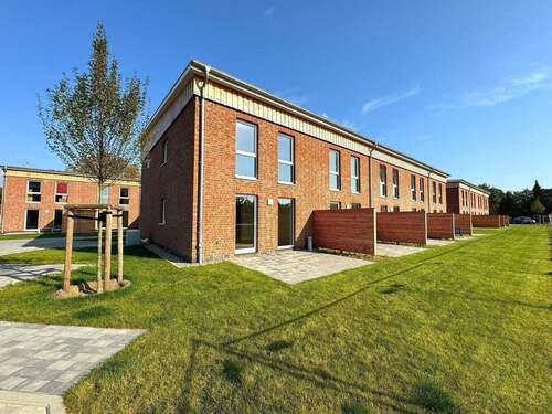 Außenansicht - 4 Zimmer Reihenmittelhaus zum Kaufen in Henstedt-Ulzburg