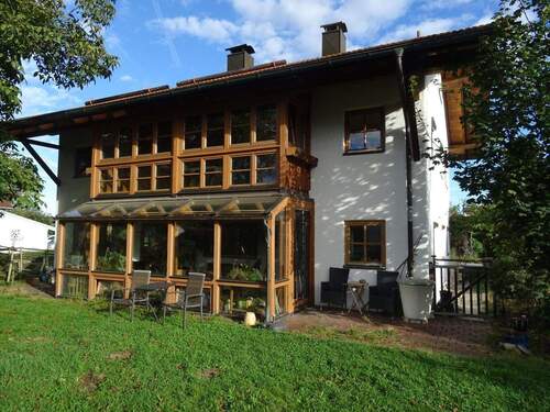 Südseite mit Wintergärten - 8 Zimmer Mehrfamilienhaus, Wohnhaus zum Kaufen in Grabenstätt