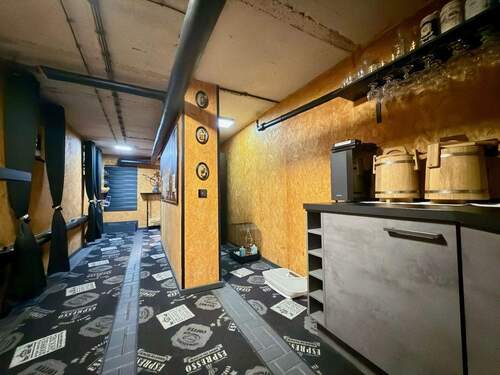 Kellerräumlichkeiten - 