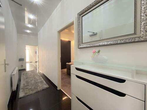 großflächige Diele - 