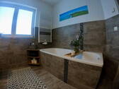Badewanne im 1. OG - 