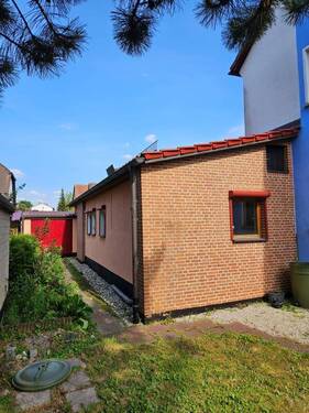 Außenansicht Bild 3 - 3 Zimmer Mehrfamilienhaus, Wohnhaus in Neunkirchen