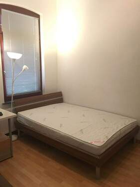 Zimmer 1 Hochparterre - 