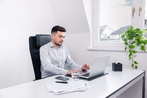 Büroraum 1 - Top ausgestatteter Büroraum in der Hamburger Neustadt - flexibel möbliert, inkl.