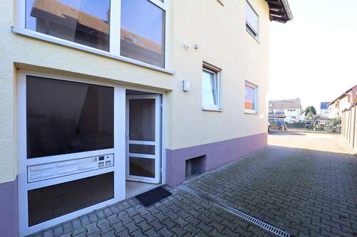 Hauseingang - 2 Zimmer Etagenwohnung in Euskirchen / Roitzheim