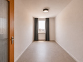 Schlafzimmer klein (Leer) - Etagenwohnung mit 71,80 m&sup2; in München zum Kaufen