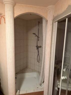 Sep. Dusche im UG - 