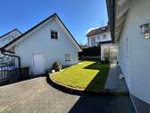 Garage und Garten - 