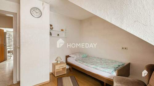 2. OG Schlafzimmer 2 2 - 