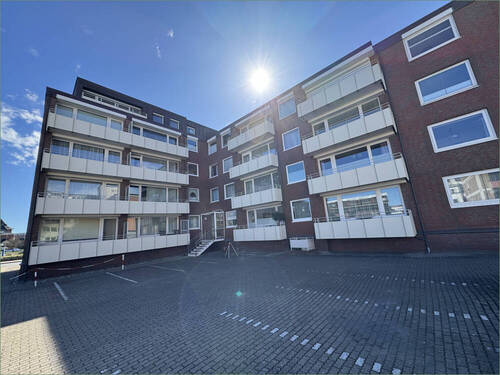 Titelbild - Strandnahe Staffelgeschosswohnung in teilsaniertem Zustand