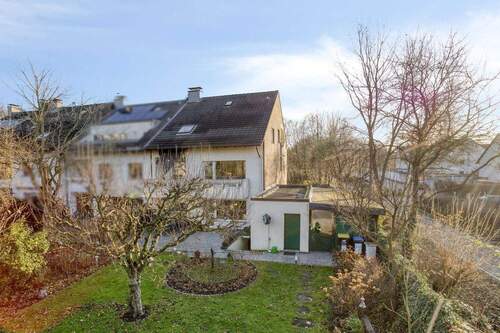 Ansicht Garten Hoch_ret - 8 Zimmer Mehrfamilienhaus, Wohnhaus zum Kaufen in Recklinghausen