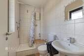 WC mit Dusche/Büro - 