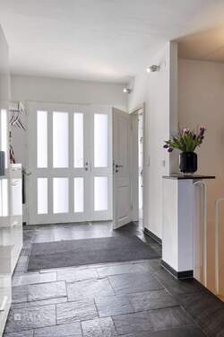 Blick auf Eingangstür - 