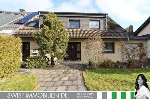 Titelbild_ - Einfamilienhaus mit Einliegerwohnung mit sep. Eingang in begehrter Wohnlage (Erbpacht)