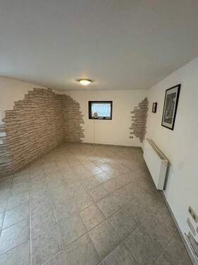 59 WoZi im KG mit Eßbereich - 