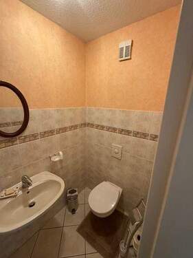 14 Gäste WC - 8 Zimmer Bungalow in Mettlach