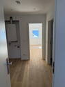Wohnungseingang und Flur - 2 Zimmer Etagenwohnung zur Miete in Stuttgart
