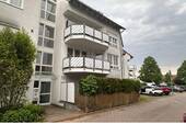 Außenanicht - Vermiete 2,5-Zimmer-Wohnung mit Balkon in familienfreundlicher Lage