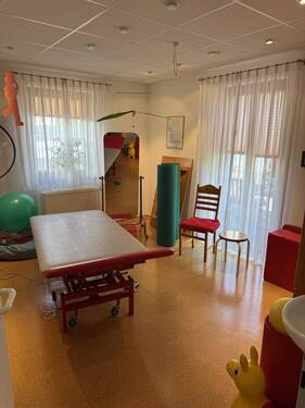 3042 Behandlungsraum 4 - 