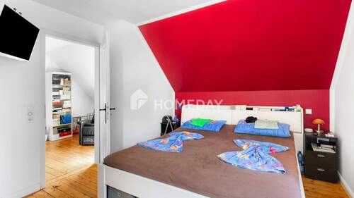 1. OG Schlafzimmer 2 - 