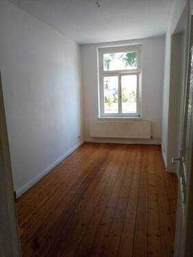 Zimmer 1 - 4 Zimmer Etagenwohnung zur Miete in Grabow