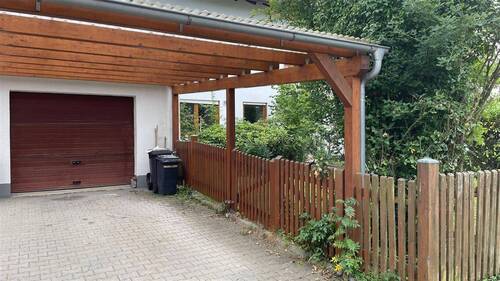 Garage und Carport - Doppelhaushälfte mit 114,10 m&sup2; in Brunnthal zum Kaufen