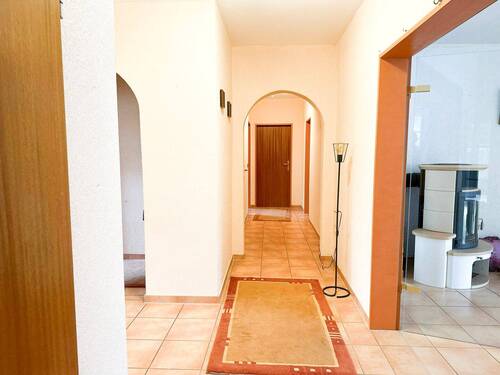 EG Eingang-Flur - 8 Zimmer Mehrfamilienhaus, Wohnhaus in Groß Ippener