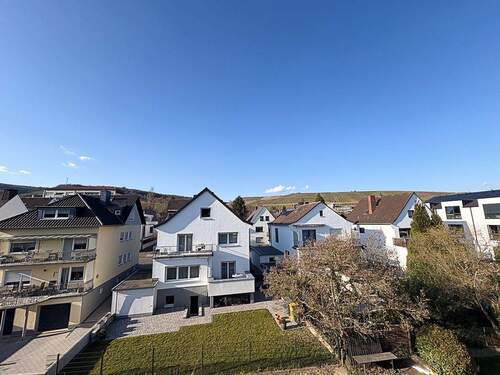 Impression Ausblick - Exklusive Neubau-Dachgeschosswohnung mit Weinbergblick in Ahrweiler!