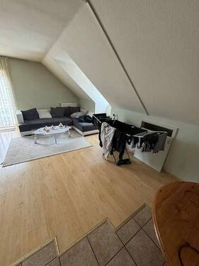 1 Wohnzimmer - 4 Zimmer Etagenwohnung in Rockenhausen