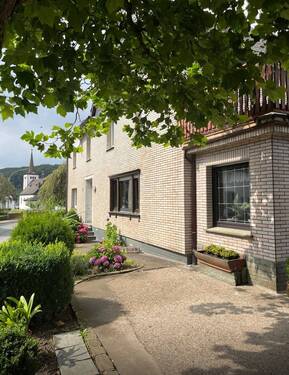 Straßenansicht - 1 Zimmer Einfamilienhaus zum Kaufen in Sundern-Meinkenbracht