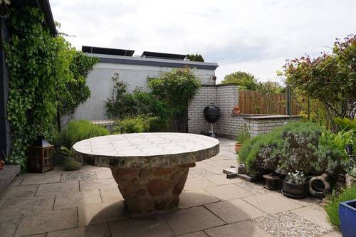 Terrasse mit Gartenzugang - 