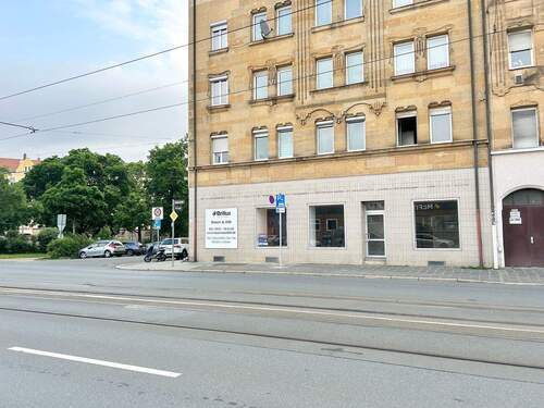 Außenansicht - ***LADENEINHEIT MIT SCHAUFENSTERFRONT ECKLADEN MIT GROßER SICHTBARKEIT***