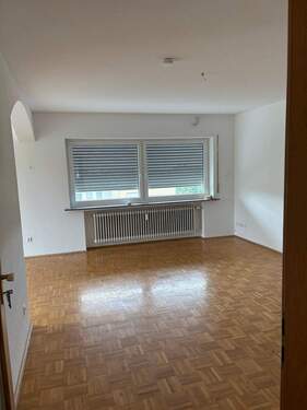 Wohnzimmer - 3 Zimmer Etagenwohnung zur Miete in Halver